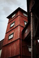 Red Mining Lift Tower