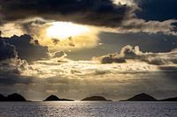 Vues impressionnantes sur la mer, dans l'archipel indonésien de la Sonde