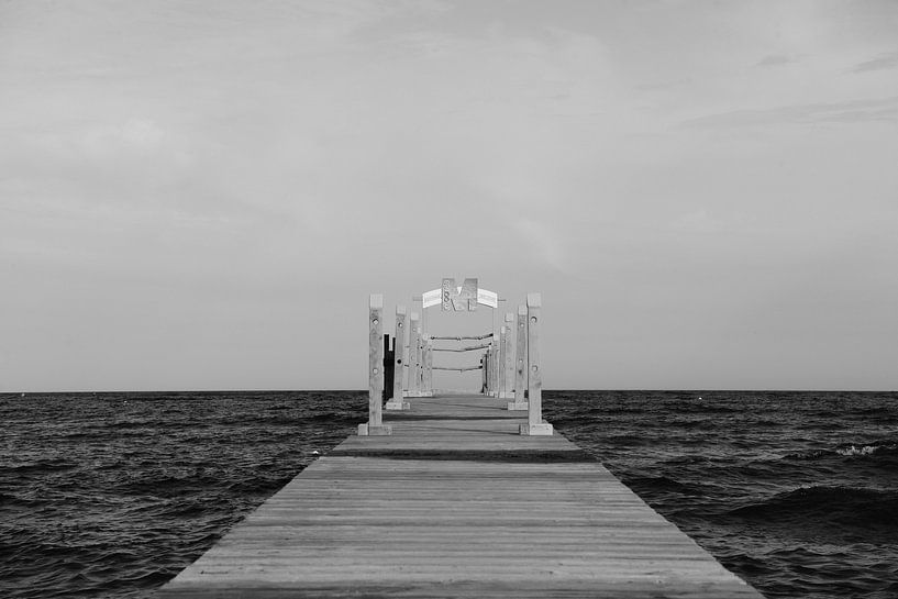 Moorea Beach Pampelonne by Tom Vandenhende