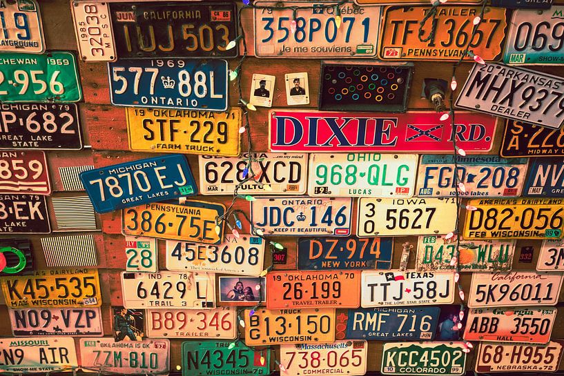 License plates America by Inge van den Brande