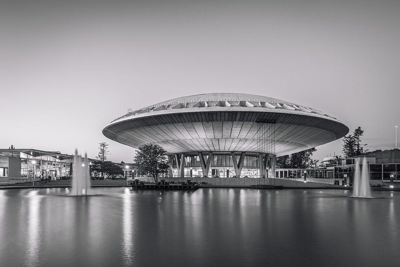 Evoluon in black and white by Mitchell van Eijk