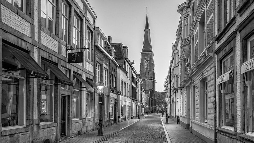 Rechtstraat - Maastricht - Wyck - Mestreech en noir et blanc par Teun Ruijters