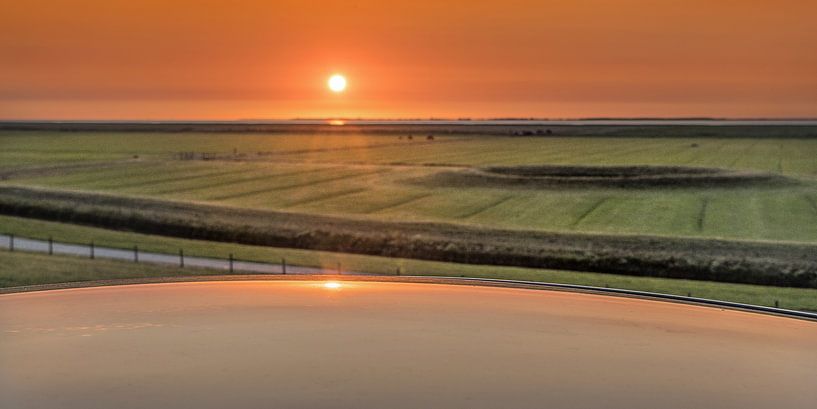 Coucher de soleil sur le Noorderleeg en Frise par Harrie Muis