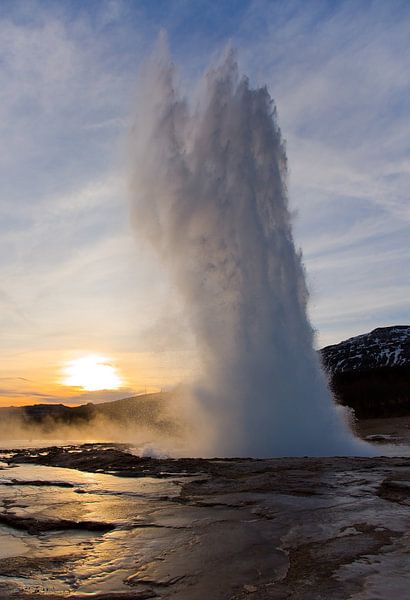 Éruption d'un geyser par Anton de Zeeuw