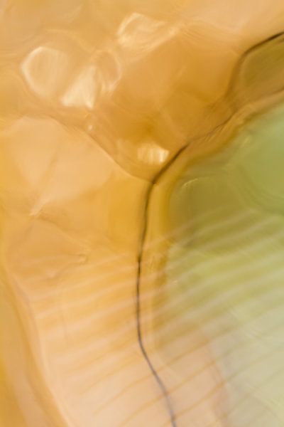 Hazy streams van QEIMOY