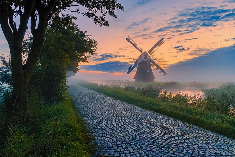 Sonnenaufgang an der Crimson Mill von Henk Meijer Photography
