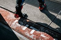 Marche dans la pitlane.