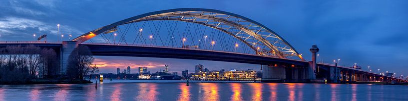 Pont de Brienenoord et Skyline de Rotterdam par Prachtig Rotterdam