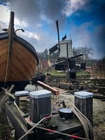 Fischerboot mit holländischer Windmühle