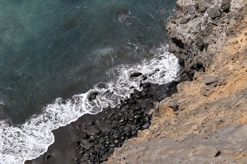 Rocky Coast by Karsten van Dam