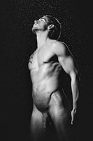 Sehr schöner nackter Mann mit schönem muskulösen Körper. #A9298