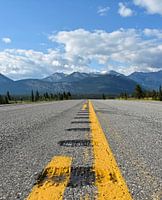 La route cahoteuse vers les montagnes Rocheuses