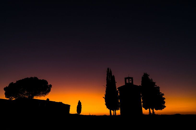 After sunset at Capella di Vitaleta in Tuscany by Damien Franscoise