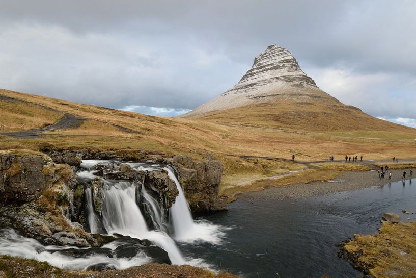 Wasserfall bei Kirkjufell, Island von Floris Hieselaar