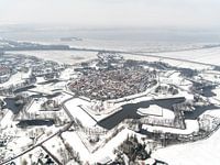 Luftaufnahme Festung Naarden im Schnee