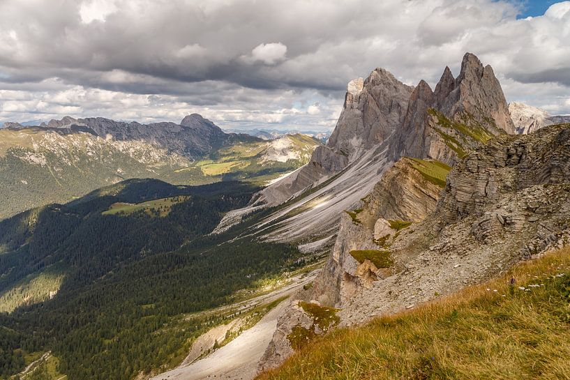 Seceda dans les Dolomites. par Menno Schaefer