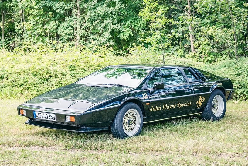 Lotus Esprit S3 John Player Special classic sports car by Sjoerd van der Wal Photography