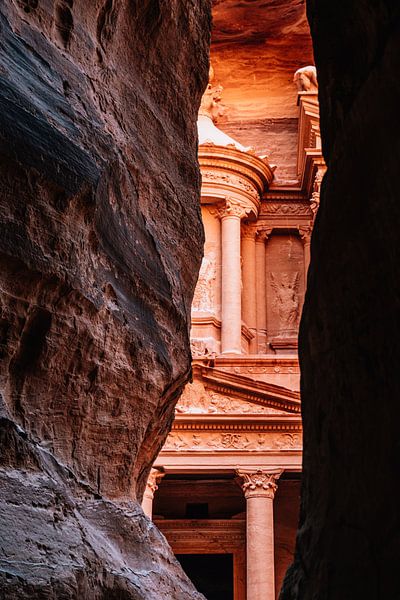 Historical city of Petra in Jordan by Expeditie Aardbol