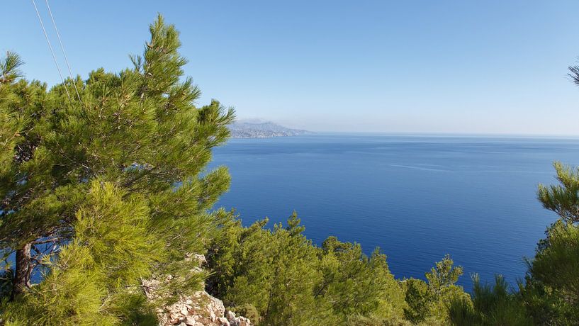 Blick auf das Meer von der Insel Karpathos Griechenland von Guido van Veen