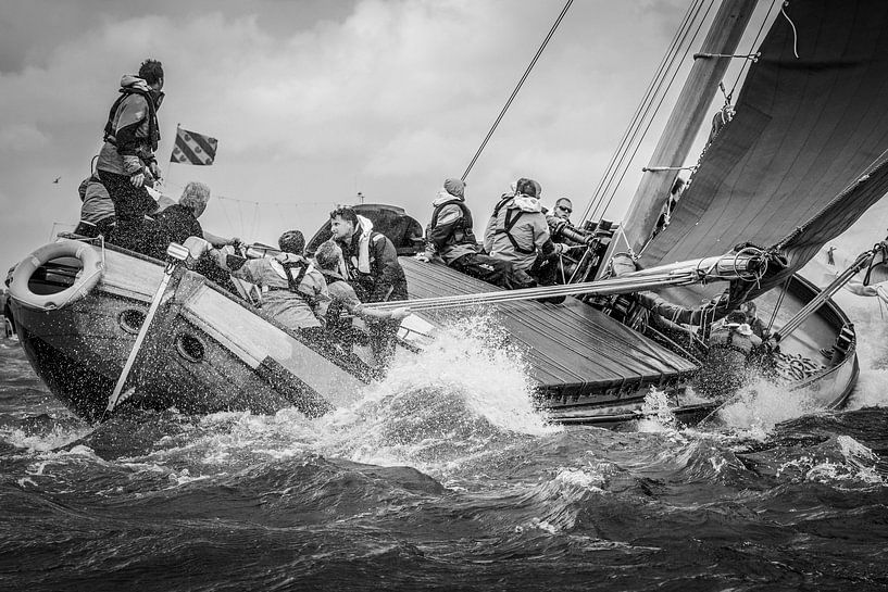Skûtsje on turbulent lake Heegermeer by ThomasVaer | Tom Coehoorn