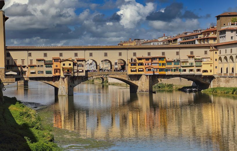 Ponte Vecchio Brücke über den Arno in Florenz von Jan Kranendonk