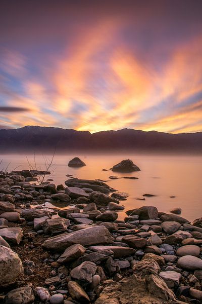lake hawea | sunrise  par Lorenzo Visser