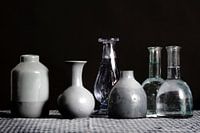 Leere Vasen, altmeisterlicher Stil