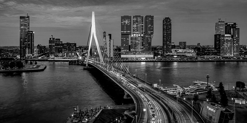 Skyline Rotterdam by Night - Rotterdam's Finest !  ZW by Sylvester Lobé