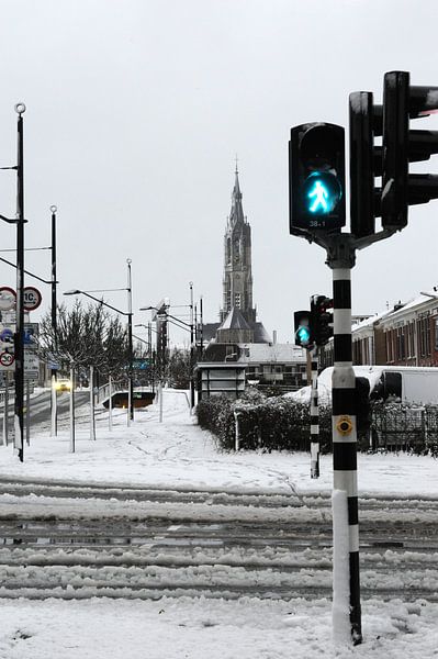 Delft - Nieuwe Kerk in de sneeuw straatview von Mariska van Vondelen