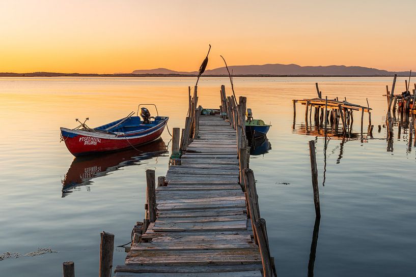 Avondrood in Carrasqueira vissershaven, Portugal van Adelheid Smitt