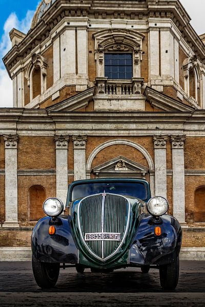 Classic Fiat 524 in Rome by Juvani Photo