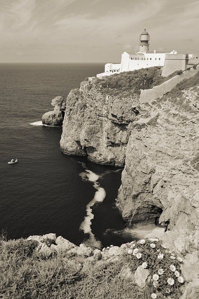 Cabo de São Vicente in Portugal van Marian Sintemaartensdijk