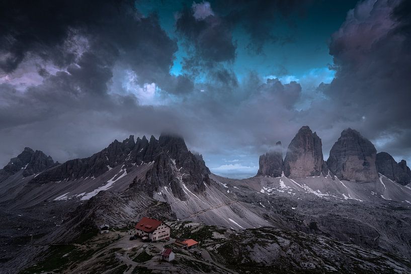 Die drei Sätze während eines Sturms von Roy Poots