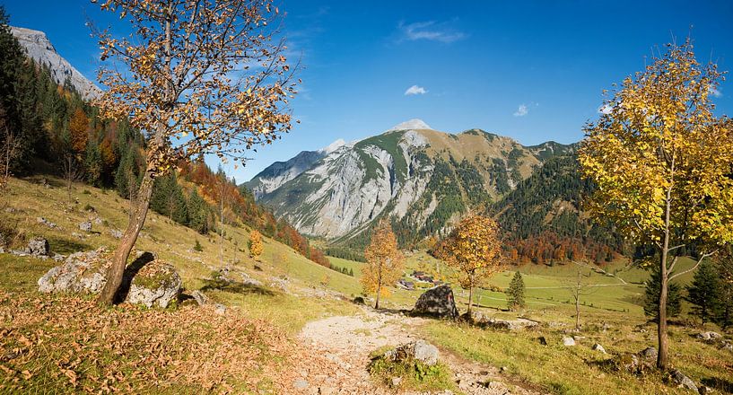 wunderschöner Wanderweg vom Hohljoch zu den Eng-Almen im Karwendelgebirge von SusaZoom