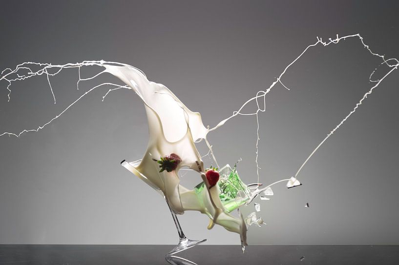 Broken Glass off Milk by Dick Dekkers