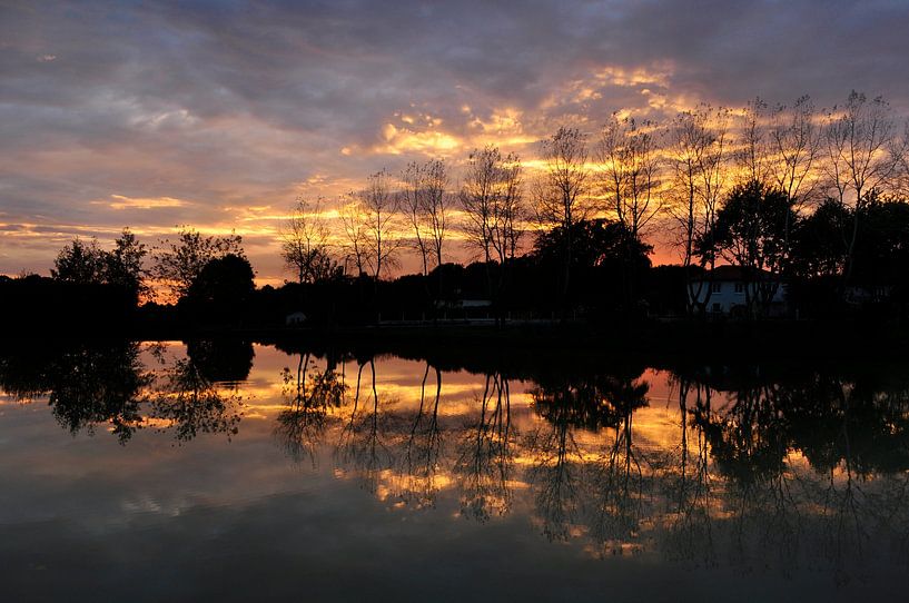 Sunset reflection in the water by Corinne Welp