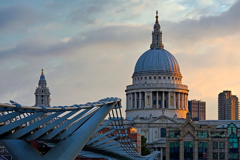 Sunrise St. Paul's Cathedral, London by Anton de Zeeuw
