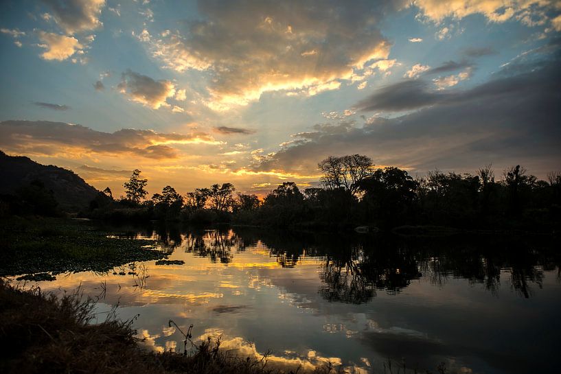 Sunset in paradise 1 by Rob Smit