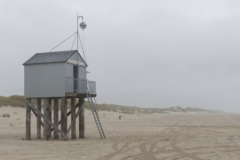 Drenkelingenhuisje Terschelling op nieuwe locatie par Tonko Oosterink