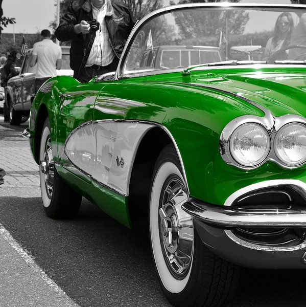 Grüne Corvette C1  von Titus Dingjan