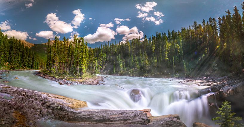 Île au bord de l'abîme. par Dennis Werkman