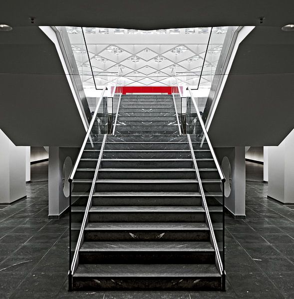 Modern staircase by Leopold Brix