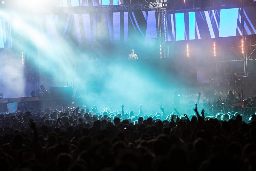 Electro Beach / Armin Van Buuren by Thomas Bekker