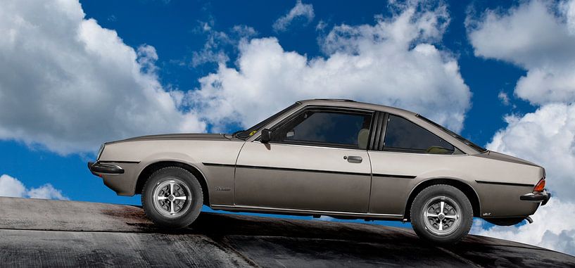 Opel Manta B in Original Silberfarbe von aRi F. Huber