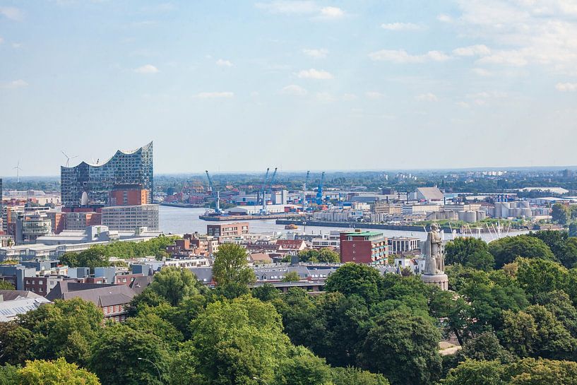 Elbphilharmonie with harbour by Torsten Krüger