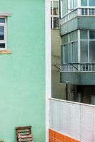 Enge städtische Linien in Lissabon