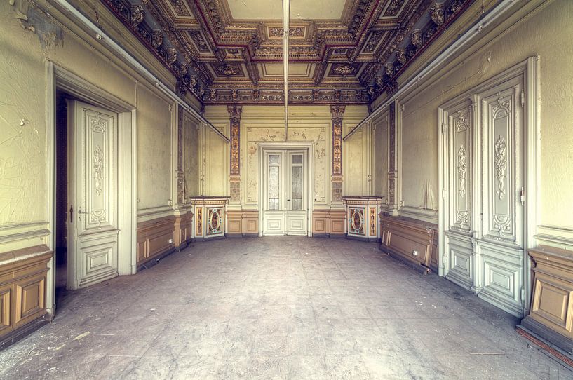 Detail in der Abandoned Ceiling. von Roman Robroek – Fotos verlassener Gebäude