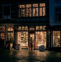 Magical shopping window