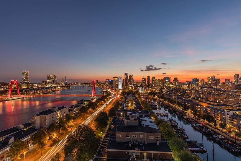 L'horizon de Rotterdam au coucher du soleil par MS Fotografie | Marc van der Stelt