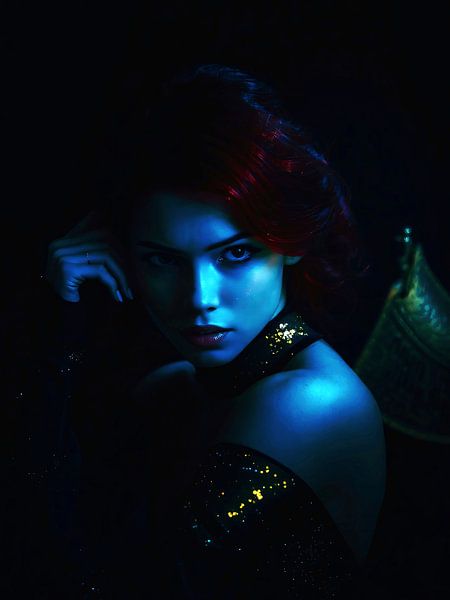 Beauté mystique aux cheveux rouges - Portrait de nuit en peinture par A.D. Digital ART